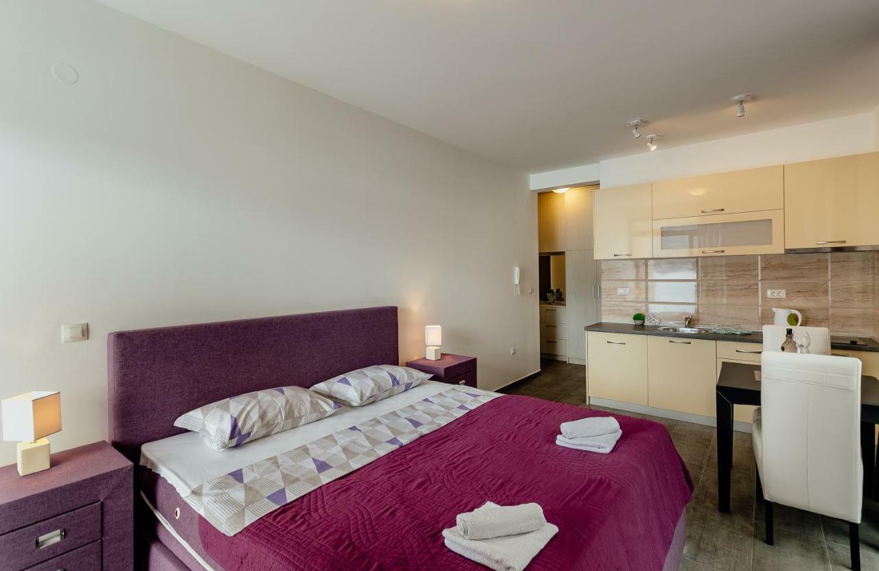 Apartments Joy 헤르섹 외부 사진